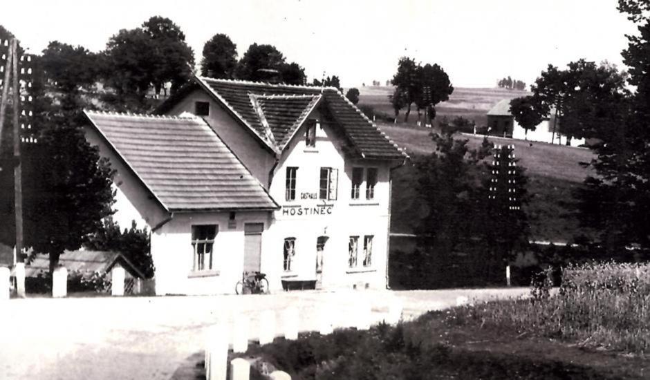 Penzion - Restaurace Na Myte Hotel Sezimovo Usti Exterior foto